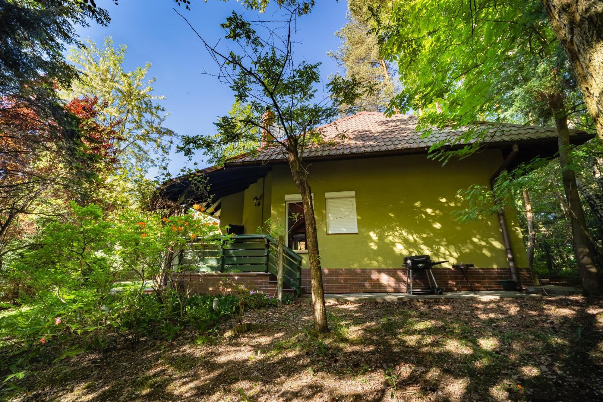 Dom Nad Stawem Villa Rakszawa ภายนอก รูปภาพ